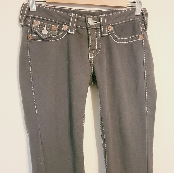 True Religion | Women's Low Rise Joey Big T Flared Gray/Green Jeans (Size 27) - Picture 5 of 14